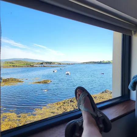 The Boat House Waterside Holiday home