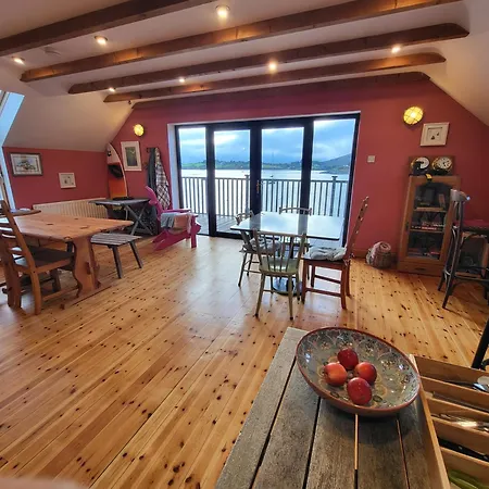 Holiday home The Boat House Waterside *